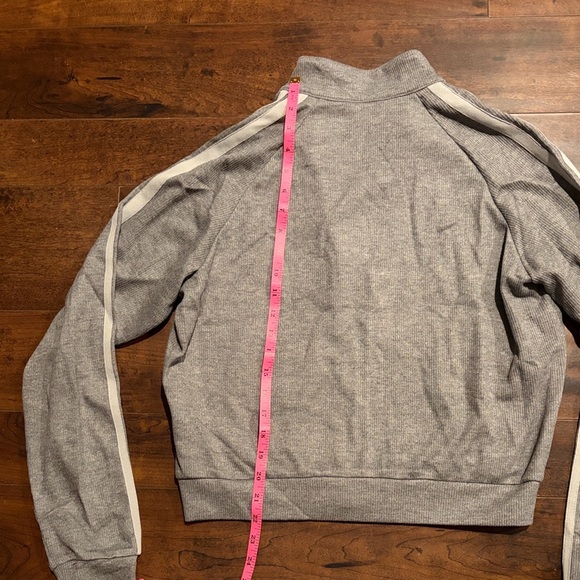 HALARA Ribbed Long Sleeve Zipper Jacket Medium - Picture 4 of 6